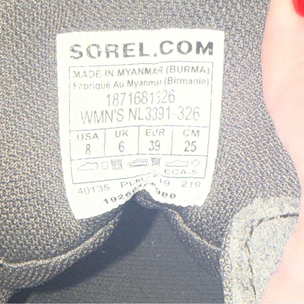 Sorel Out N About Camo Boots - Picture 11 of 11